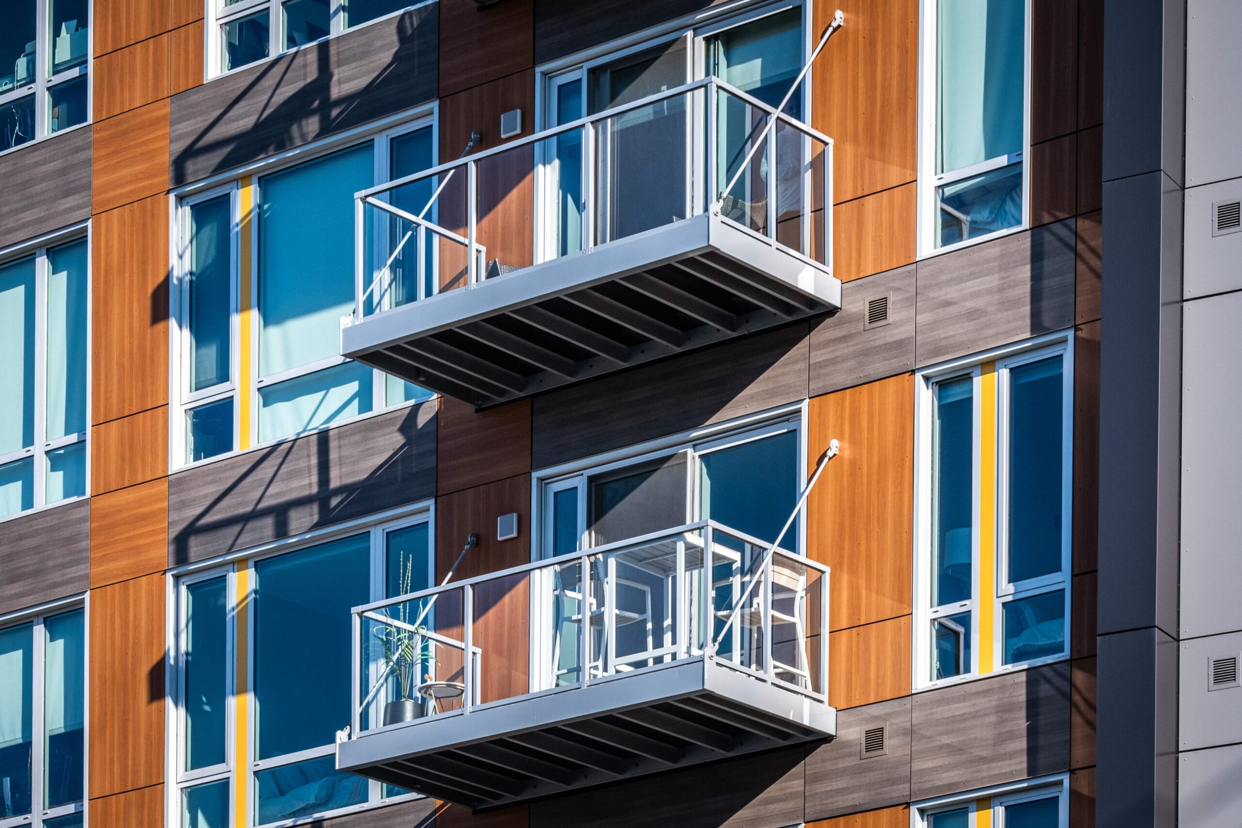 Aluminum deck system on a multifamily building